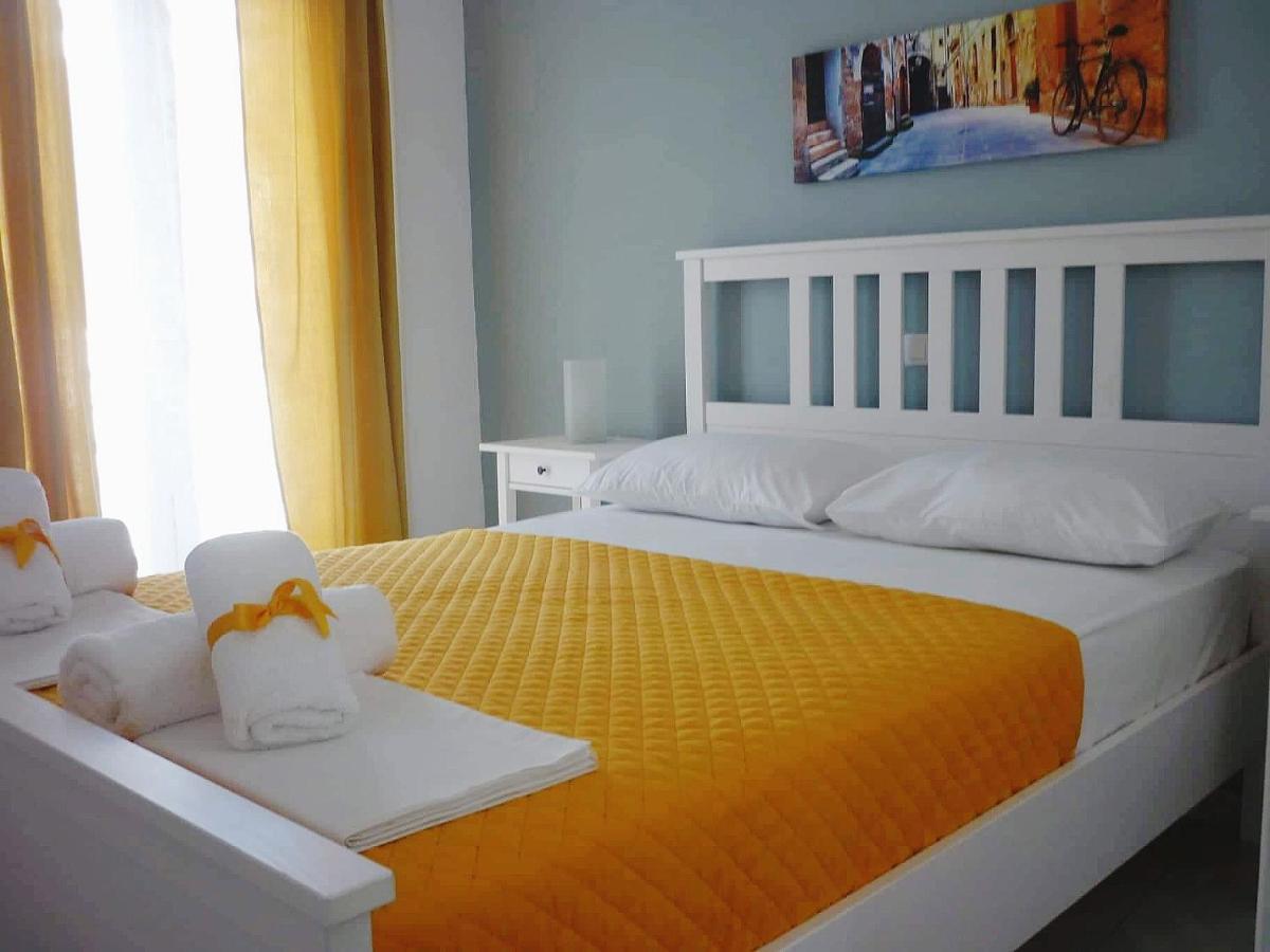 Апартаменты Center Of Parga-John'S House Экстерьер фото
