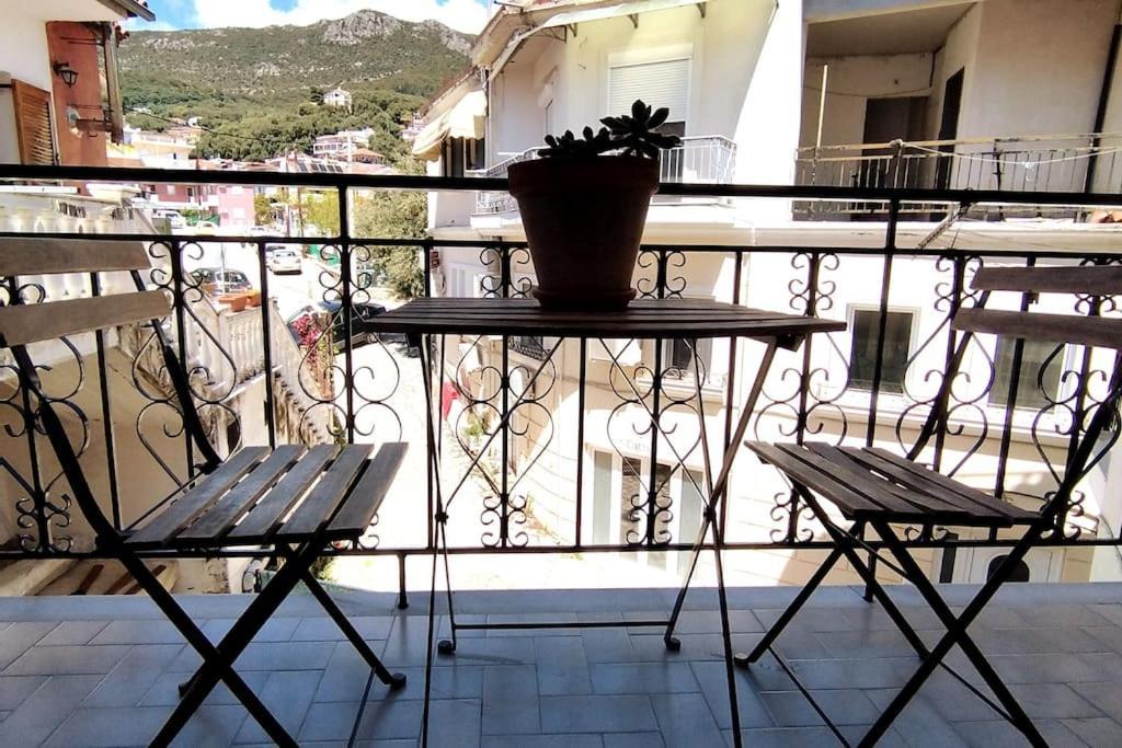Апартаменты Center Of Parga-John'S House Экстерьер фото